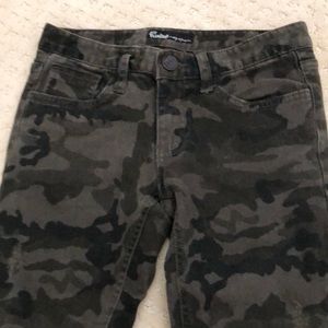 Camouflage skinny jeans 👖